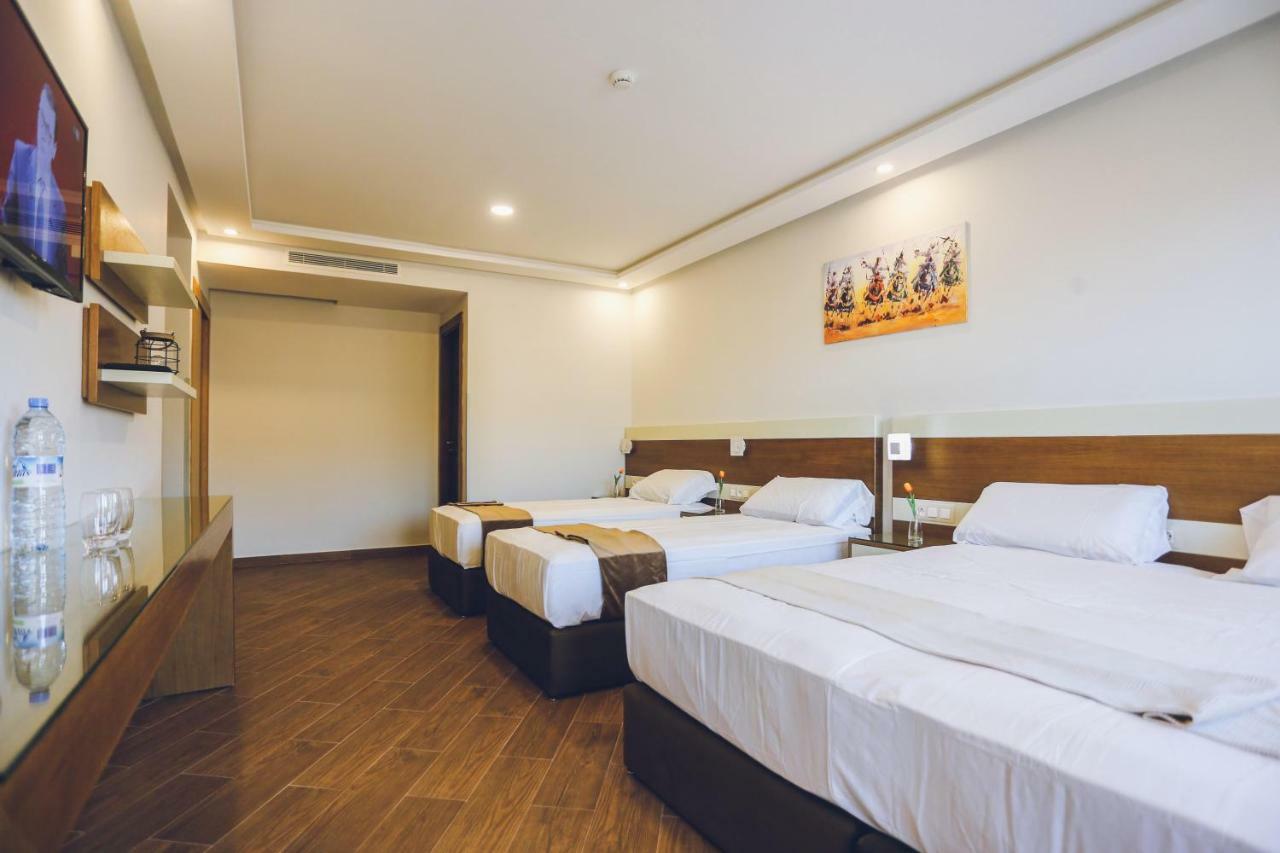 Hotel Makarim Tétouan 외부 사진
